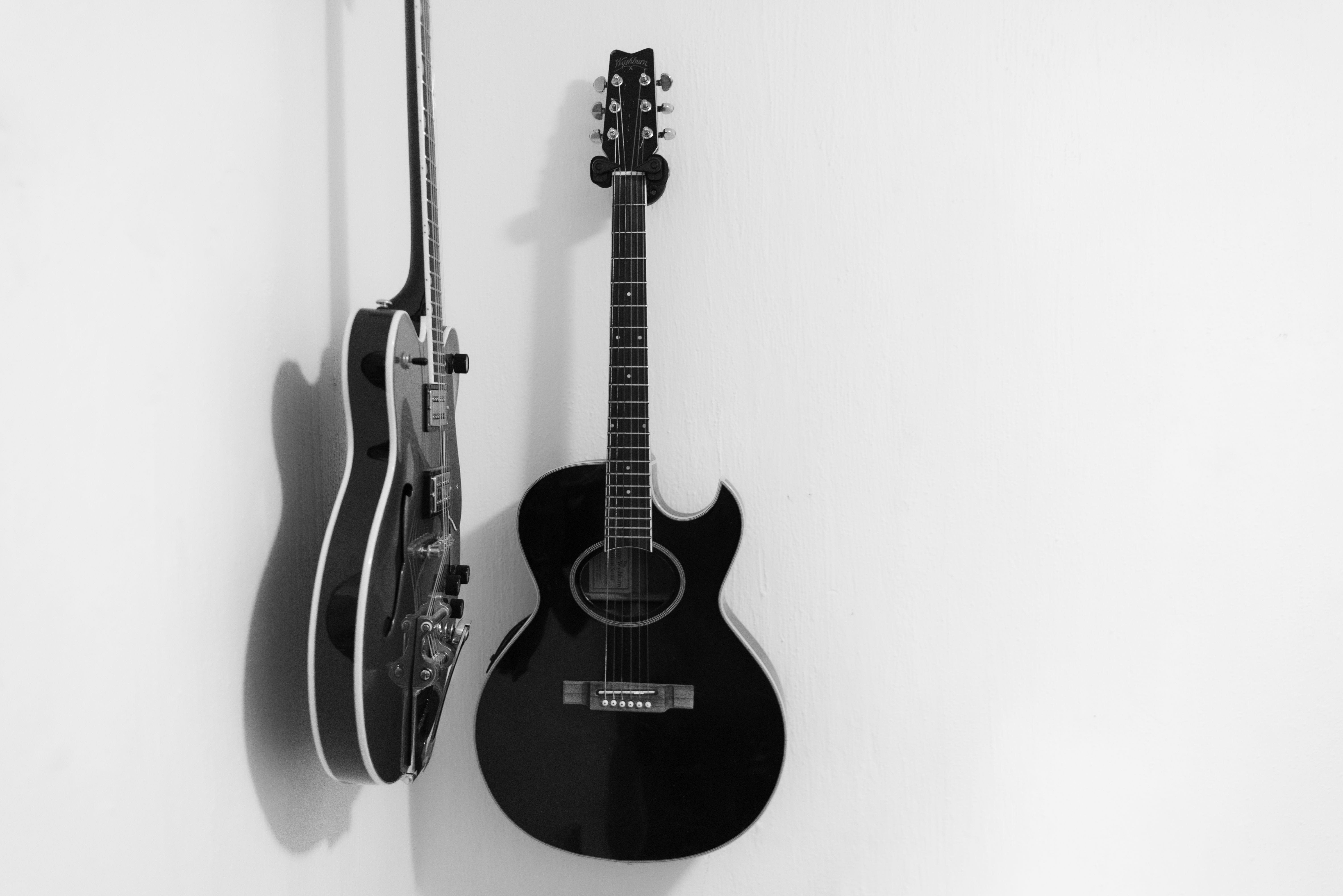 Techniques de jeu et progression à la guitare